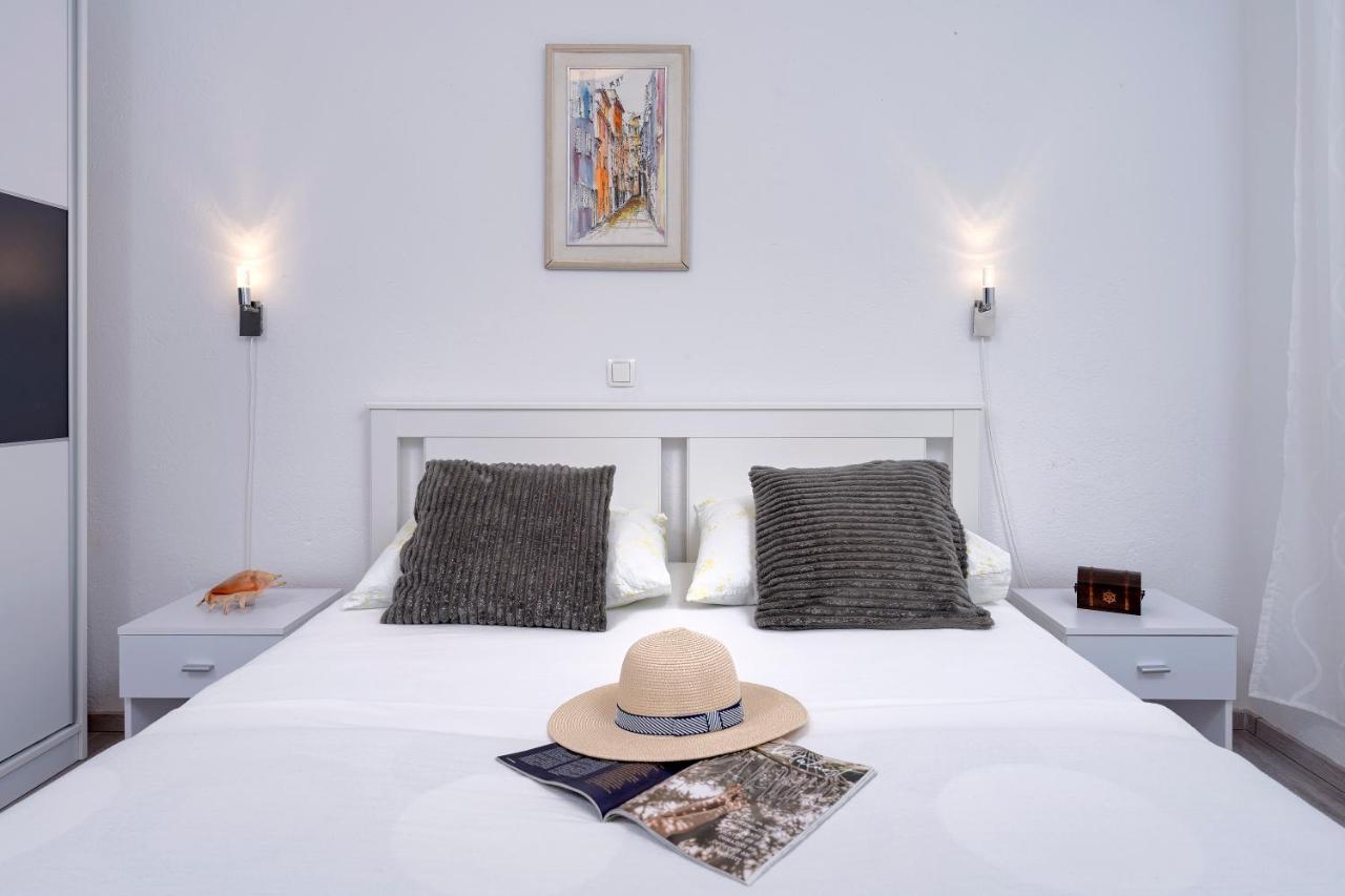 Kumquat Apartment - Zf Hvar Hvar Town Exteriör bild