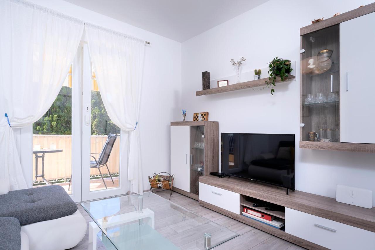 Kumquat Apartment - Zf Hvar Hvar Town Exteriör bild